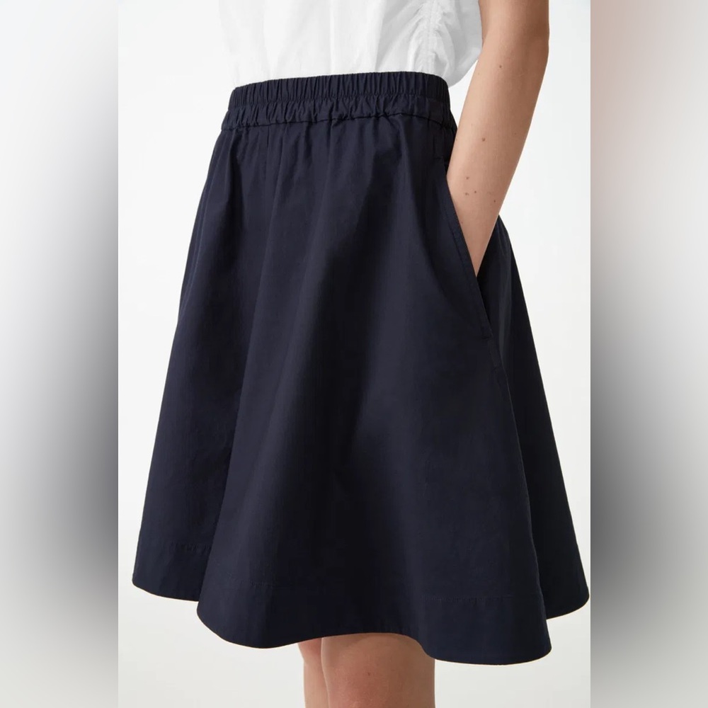 Women's A-Line Shorts in Black